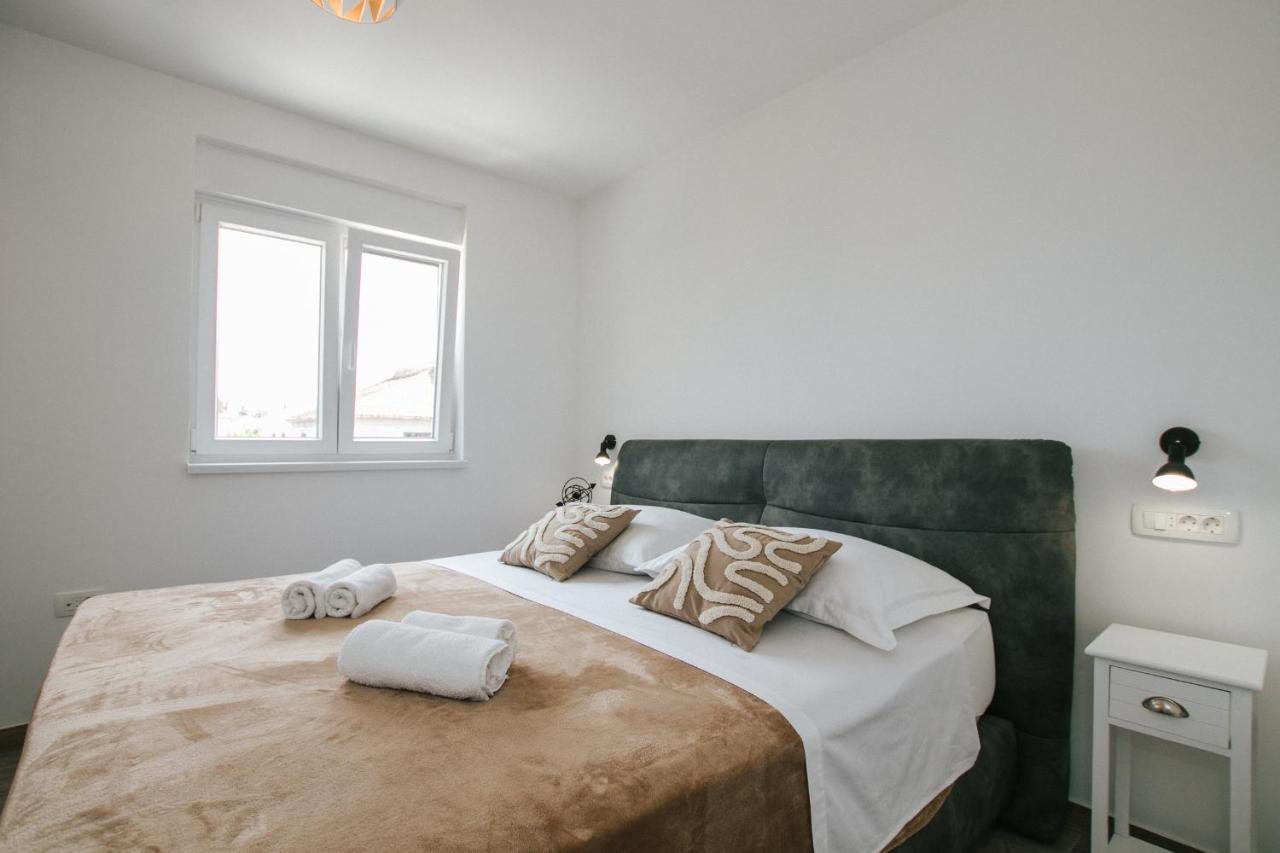 Luxury Apartments Marija Trogir Exterior foto